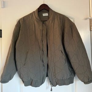 Dress Forum Quilted Jacket in Army Green